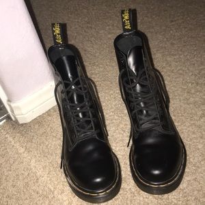Size 7 dr martens